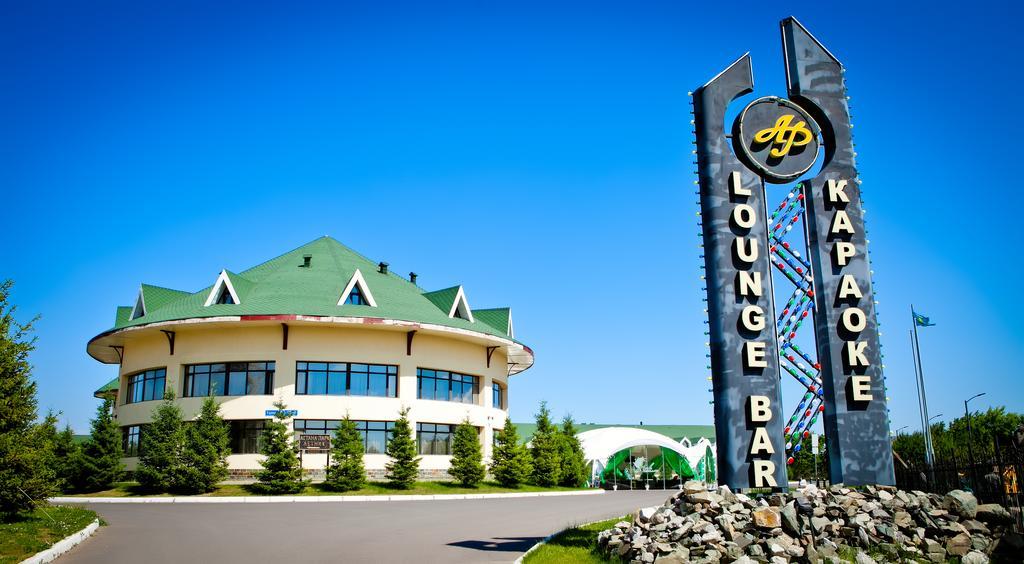 Astana Park Hotel Ngoại thất bức ảnh